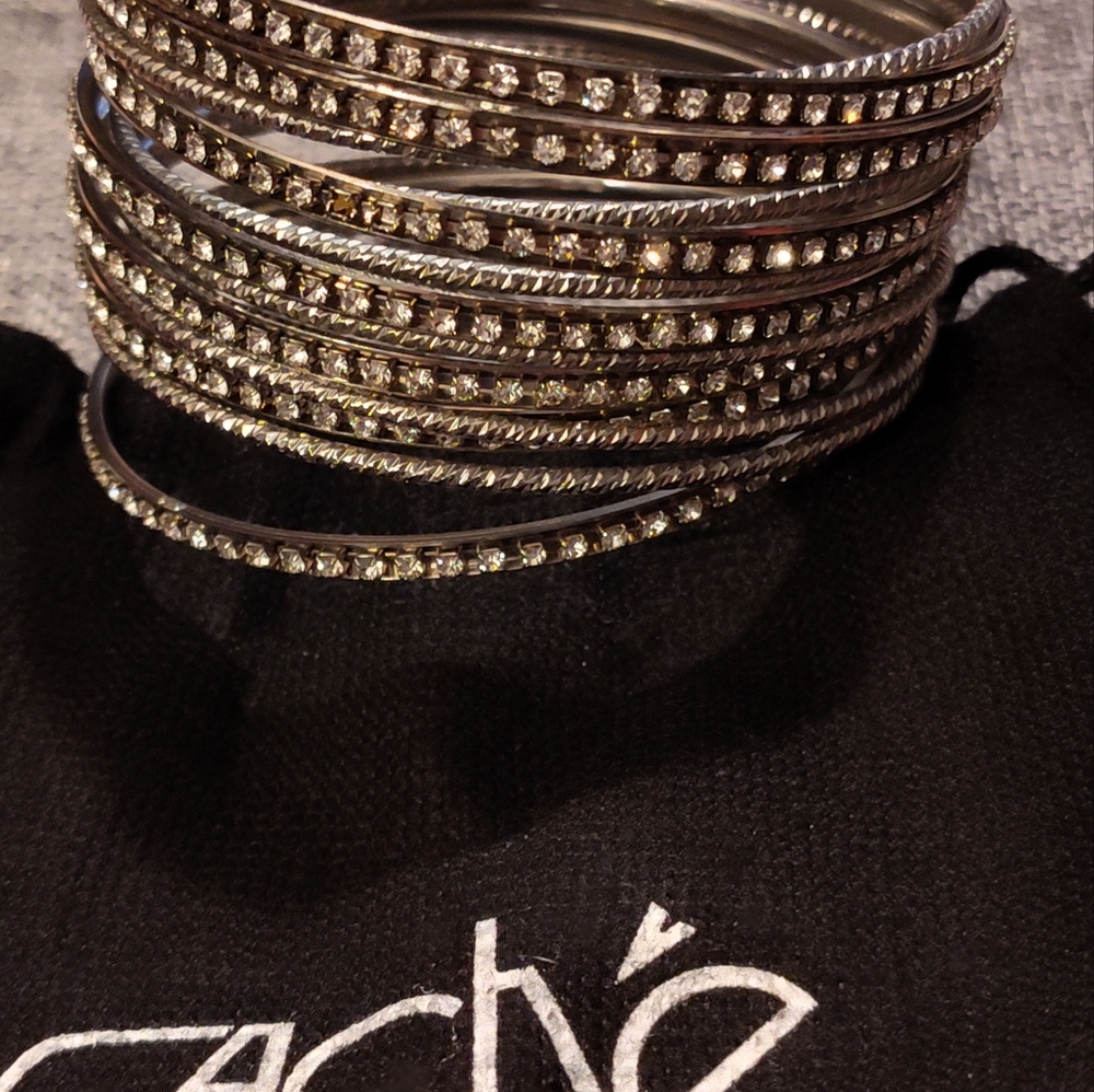 Cache Bracelet - Picture 4 of 9